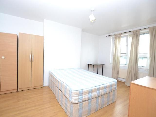 House for rent in Mile End, Greater London