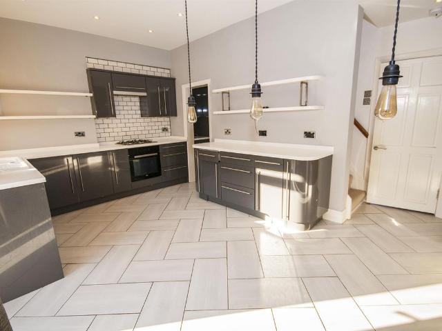 Apartment for rent in Outwood Gate, Bury