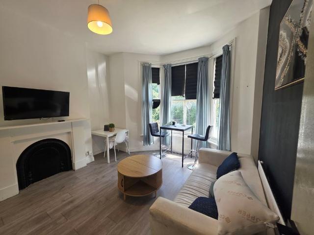 Apartment for rent in Brixton, Greater London