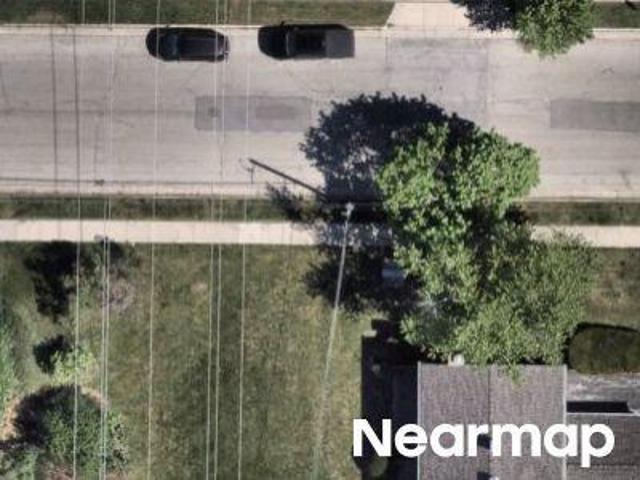 Condo for sale in Waukesha, Wisconsin