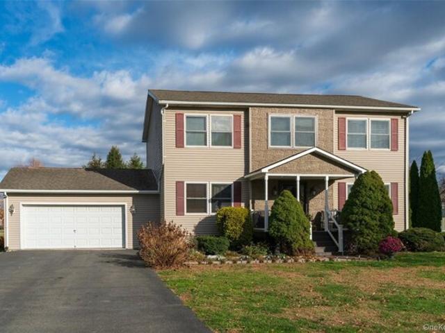 House for sale in Bloomington, New York
