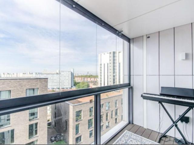 Apartment for rent in Nine Elms, Greater London