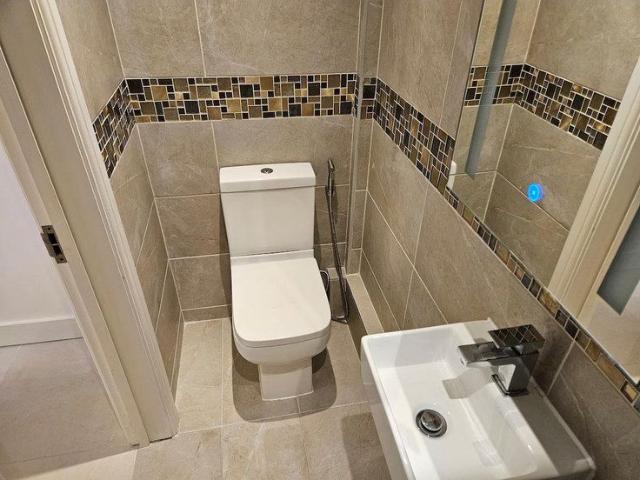 Studio for rent in South Croydon, Purley Studio for rent in South Croydon, Purley