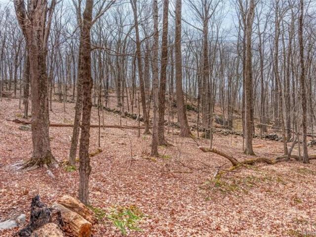 Land for sale in Pound Ridge, New York