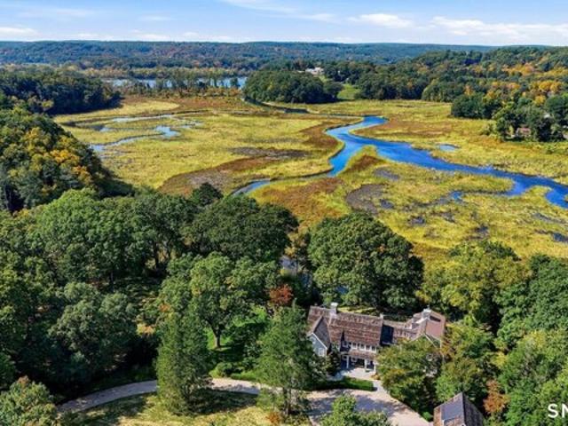 House for sale in Hadlyme, Lyme