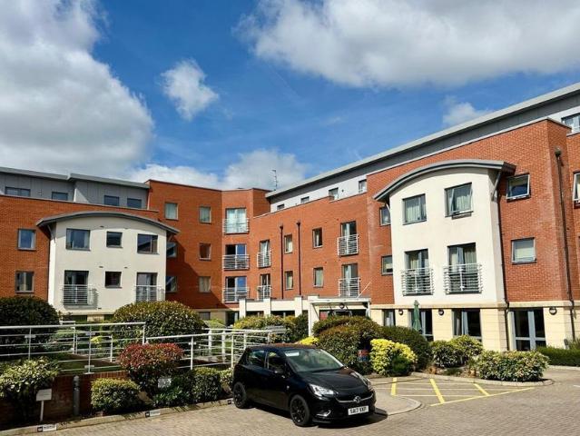 Apartment for rent in Ickenham, Greater London