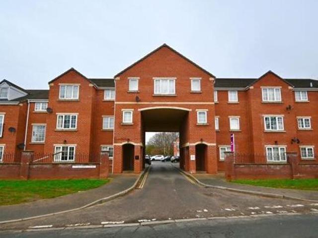 House for sale in Scawsby, South Yorkshire