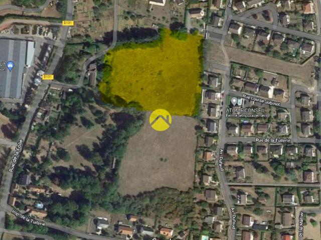 Terrain vente à Saint-Amand-Montrond, Jouet-sur-l'aubois