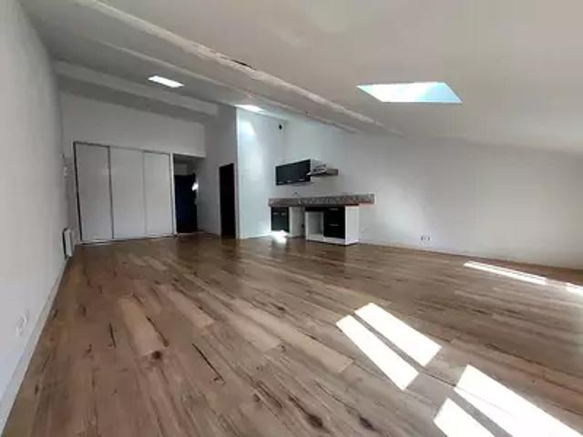 Appartement location à Aix-en-Provence, Jouques