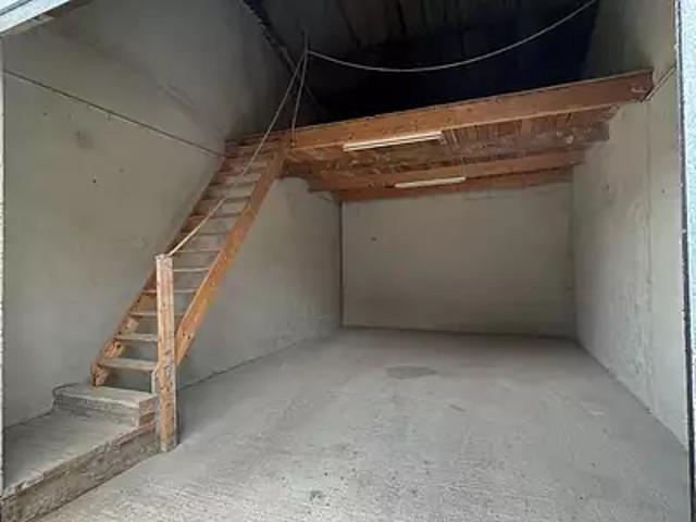 Garage location à Jouques, Bouches-du-Rhône