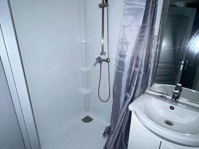 Appartement location à Jouques, Bouches-du-Rhône