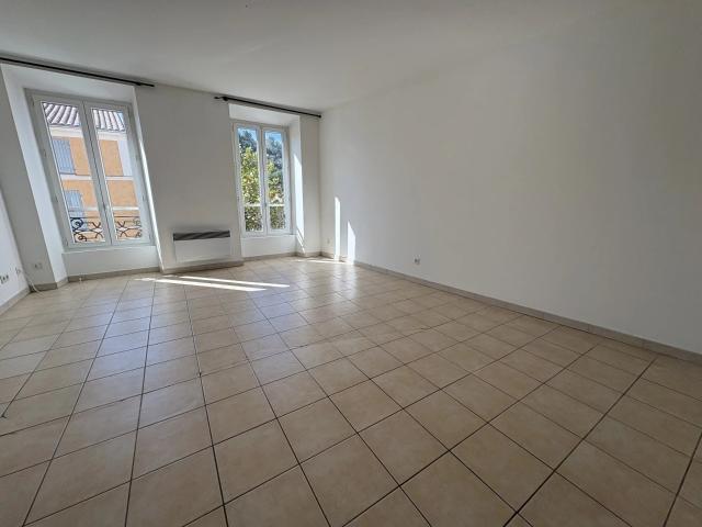 Appartement location à Jouques, Bouches-du-Rhône
