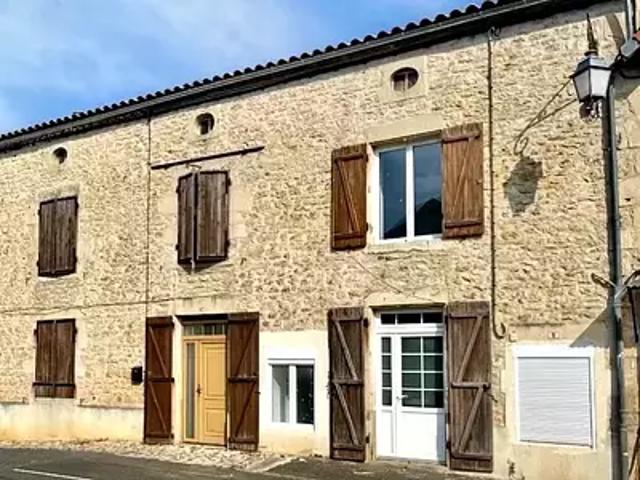 Maison vente à Montmorillon, Joussé