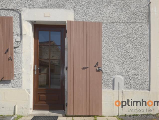 Maison vente à Montmorillon, Joussé