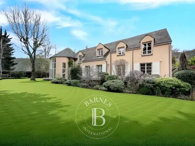Maison vente à Versailles, Jouy-en-josas