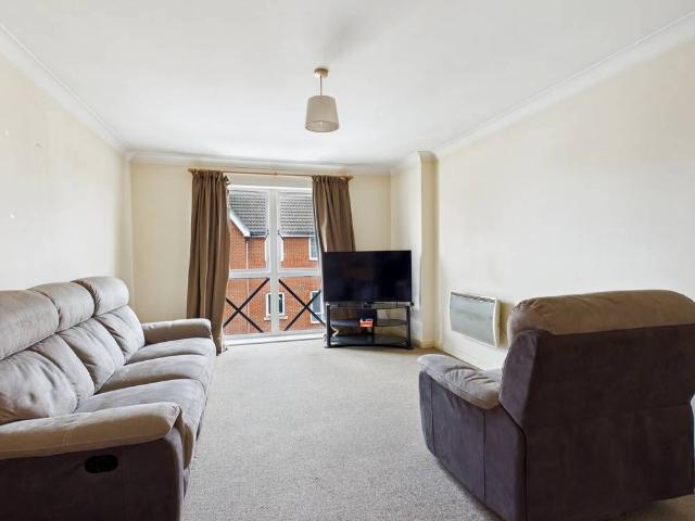 Apartment for rent in Westbourne, Key Street