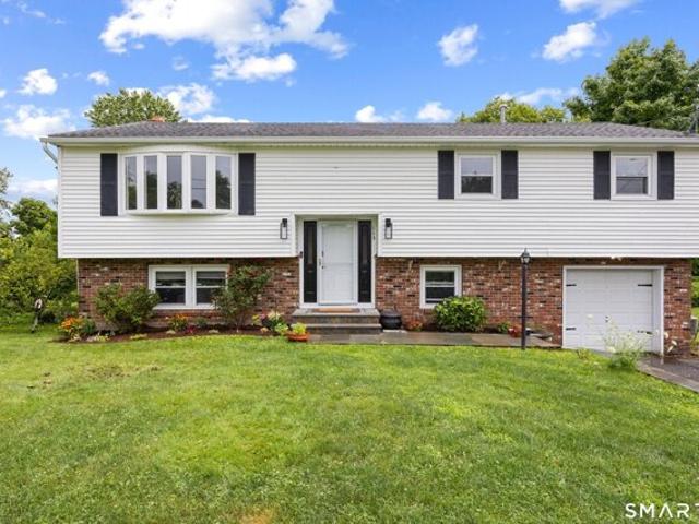 House for sale in Middlebury, Connecticut