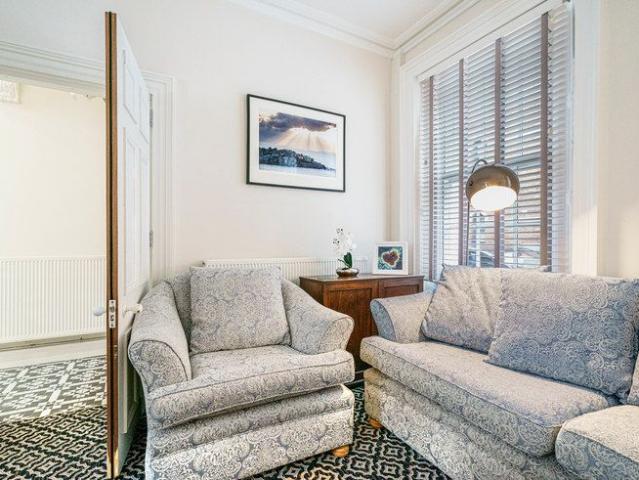Townhouse for rent in Linen Quarter, Belfast
