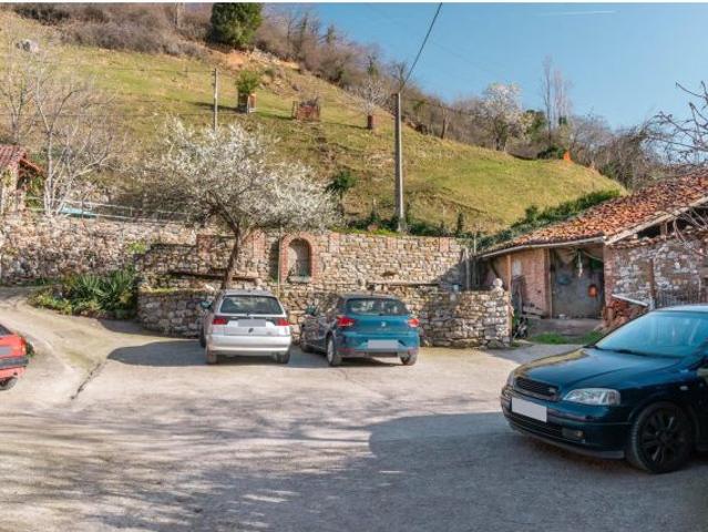 Casa en venta en Lena, Asturias