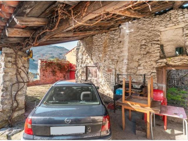 Casa en venta en Lena, Asturias