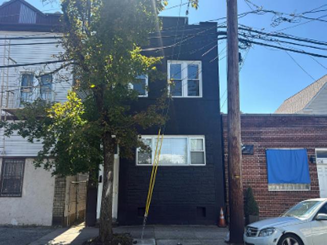 House for sale in West Orange, Essex County