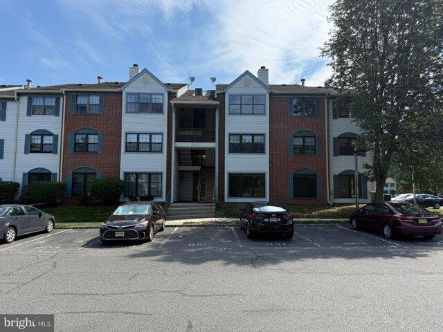 Apartment for sale in Lawrenceville
