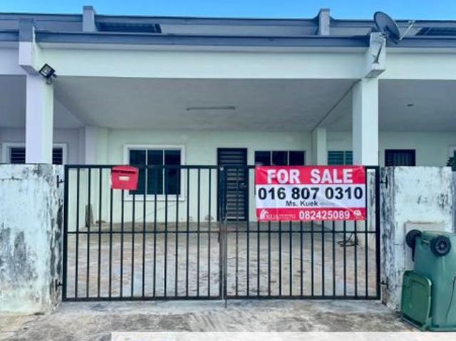 House for sale in Kuching