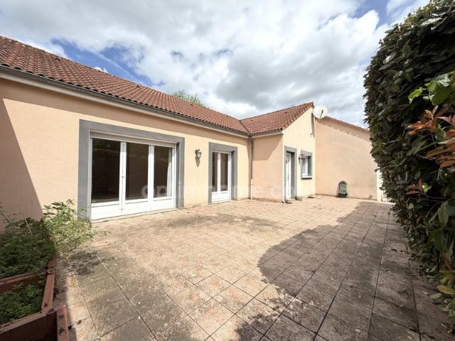Maison vente à Thiers, Joze