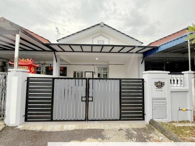 House for sale in Johor