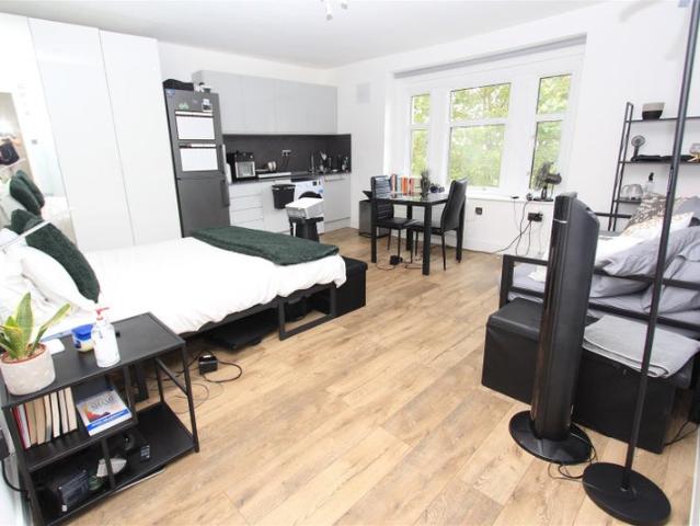 Studio for rent in Archway, Greater London