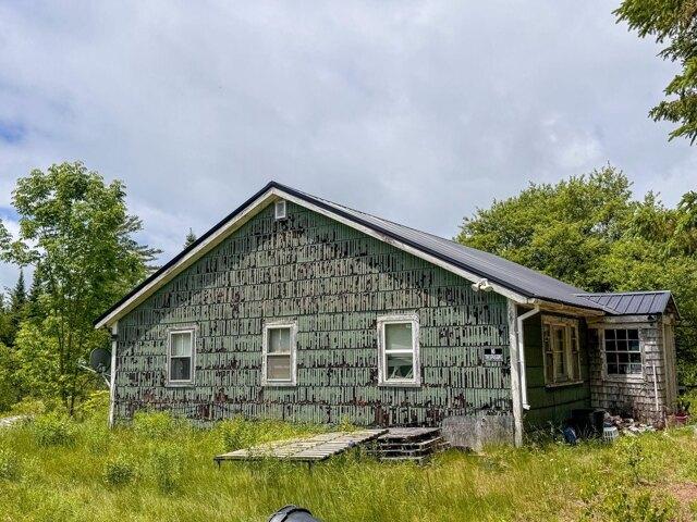 House for sale in Maine