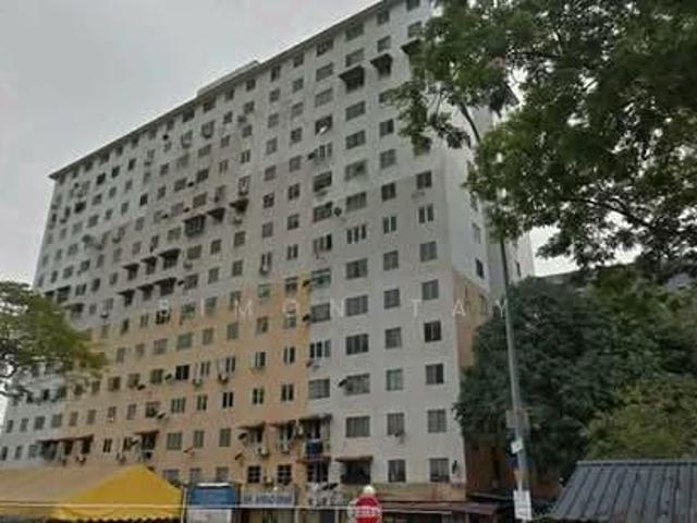 Flat for sale in Petaling, Damansara Damai