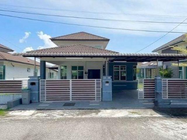 Bungalow for sale in Pilah, Kuala Pilah
