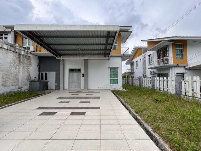 Residential House for sale in Malaka