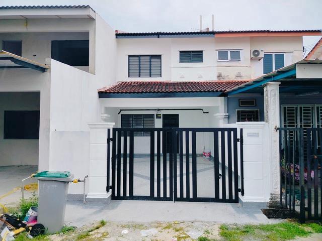 Terraced House for sale in Batu Pahat, Johor