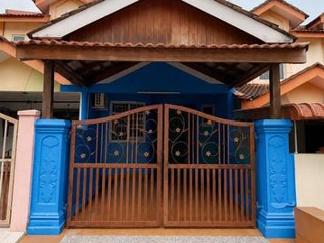 Terraced House for sale in Ulu Tiram, Johor