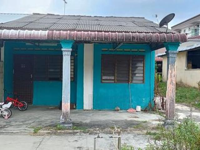 Terraced House for sale in Batu Pahat, Johor