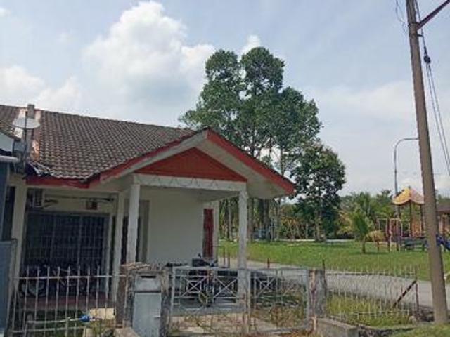 Terraced House for sale in Kerling, Selangor
