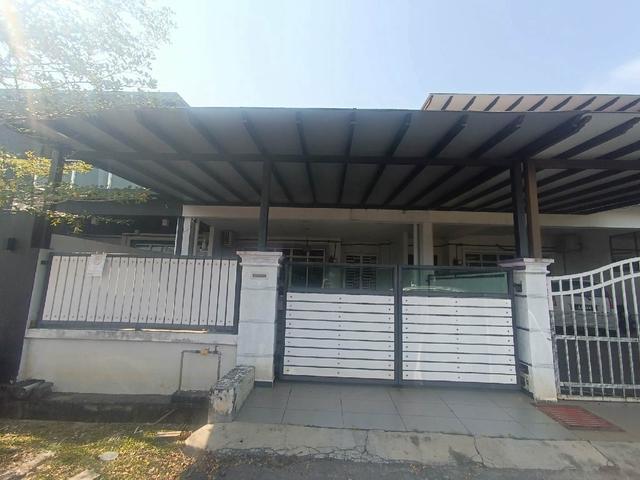 Terraced House for sale in Batu Pahat, Johor