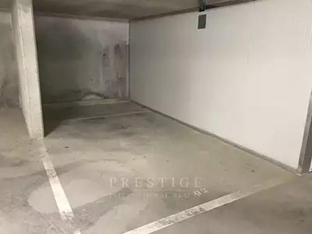 Garage vente à Grasse, Antibes