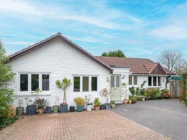 House for sale in Feckenham, City Of Bristol