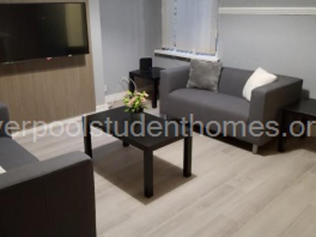 House for rent in Kensington, Calderstones