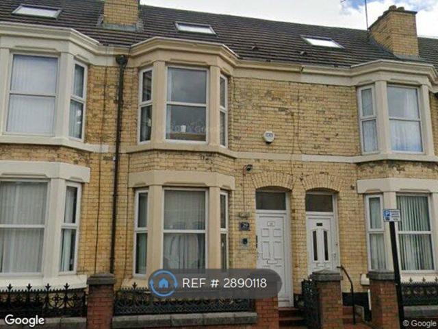 Room for rent in Kensington, Calderstones