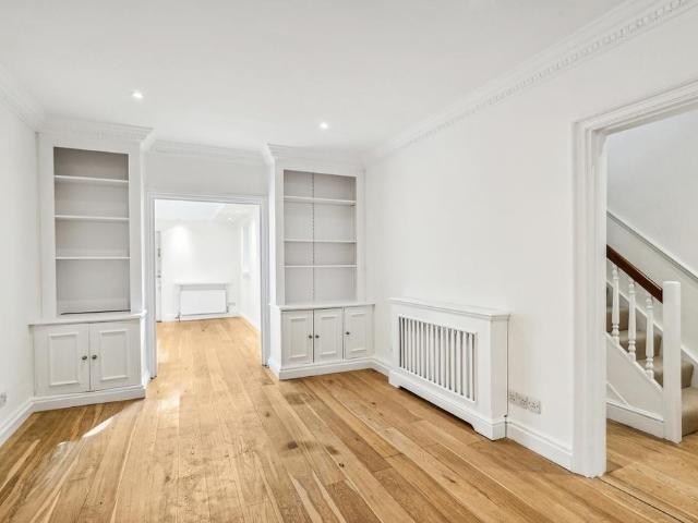 House for rent in Chelsea, Greater London