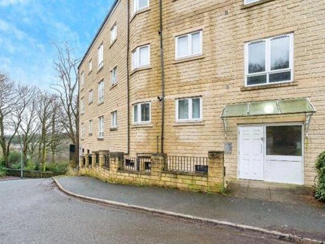 House for sale in Woolshops, Halifax