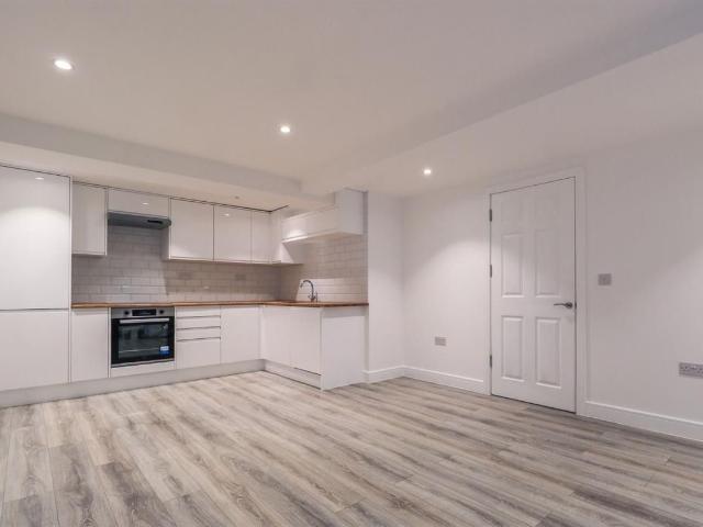 Apartment for rent in Stepney, Greater London