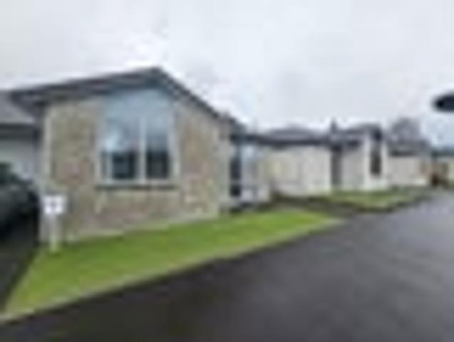 Townhouse for rent in Omokoroa, Bay Of Plenty
