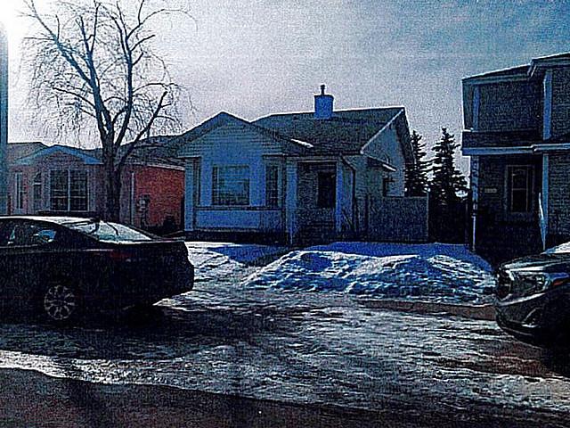 House for sale in Wedgewood, Alberta