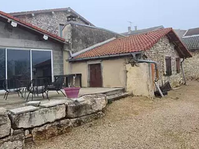Maison vente à Nantua, Jujurieux