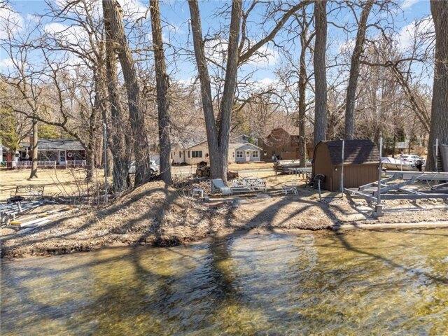 House for sale in Mound